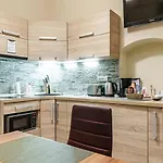 Apartment Select Center